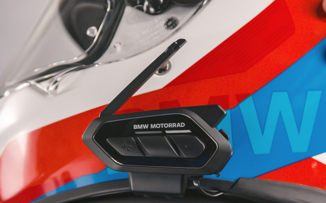 BMW Motorrad presenta ConnectedRide Com U1